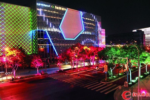 虹橋商務區華麗轉身，“第一眼上?！弊屓梭@艷