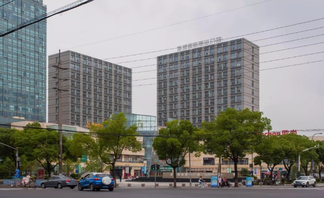 龍盛國際商業廣場：助推城市經濟，激活商業活力